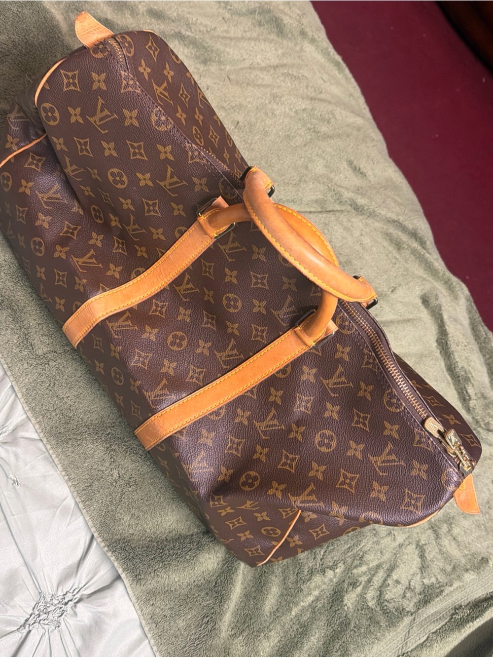 Authentic!Louis Vuitton Brown Monogram Duffel with Tan Leather Trim - Picture 3 of 16
